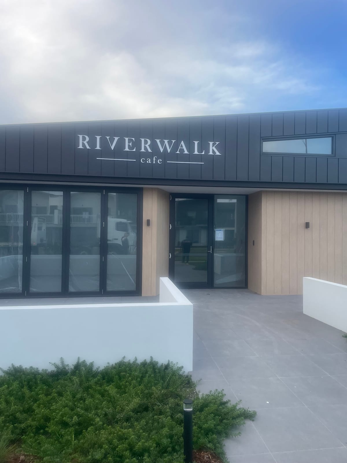 Riverwalk Cafe