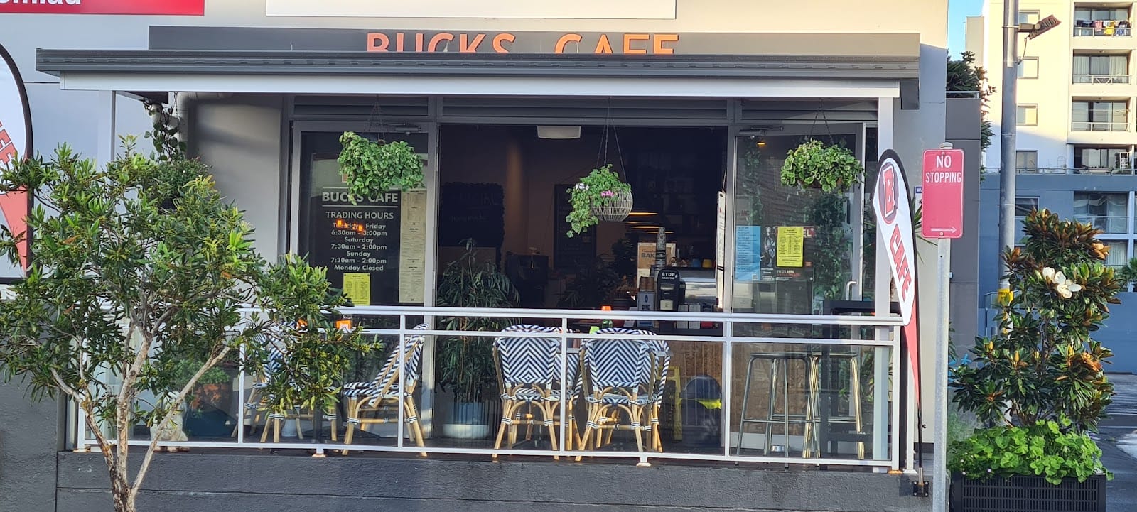 Buck's Cafe