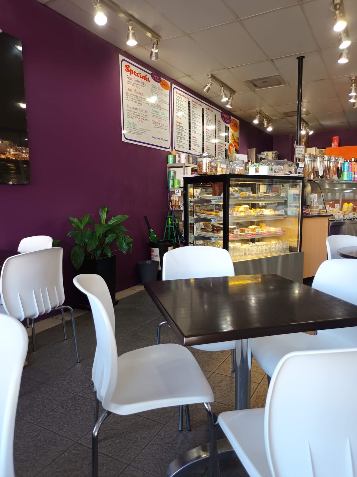 Fresh on Crown Caffe