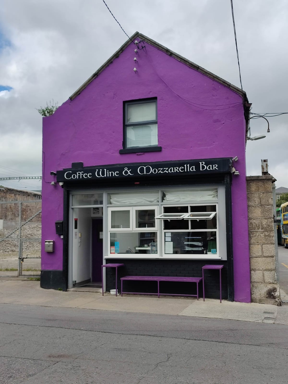 Coffee Wine & Mozzarella Bar