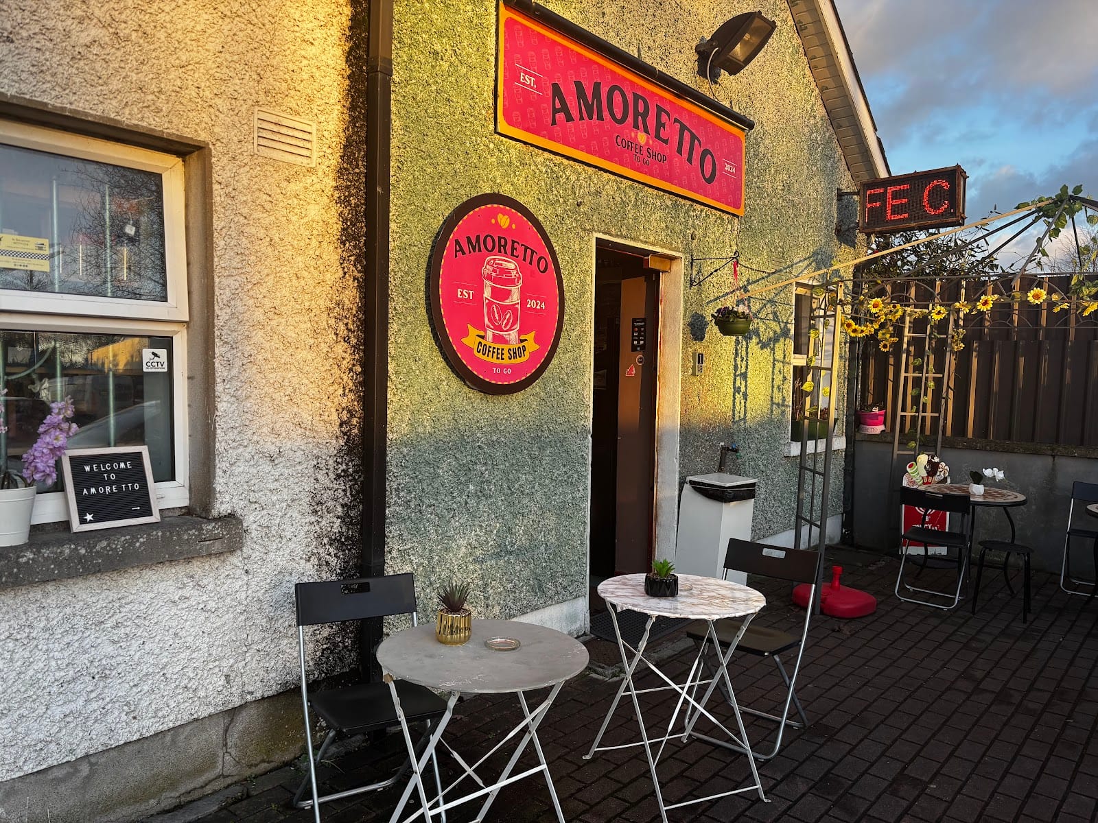 Amoretto Coffee Shop To Go