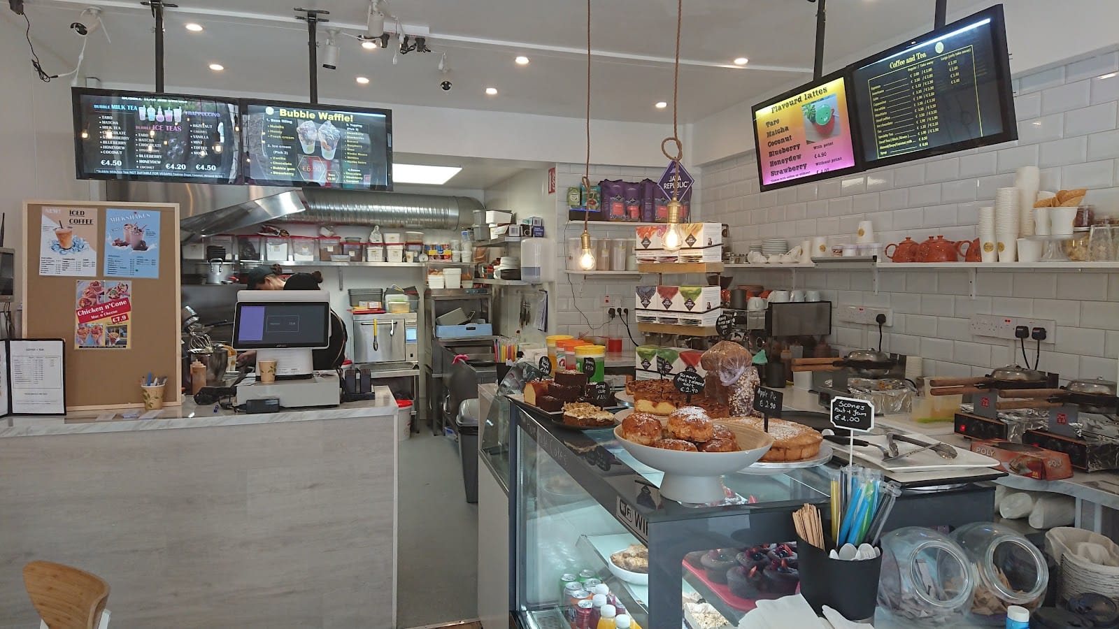 Bubble Bee Café