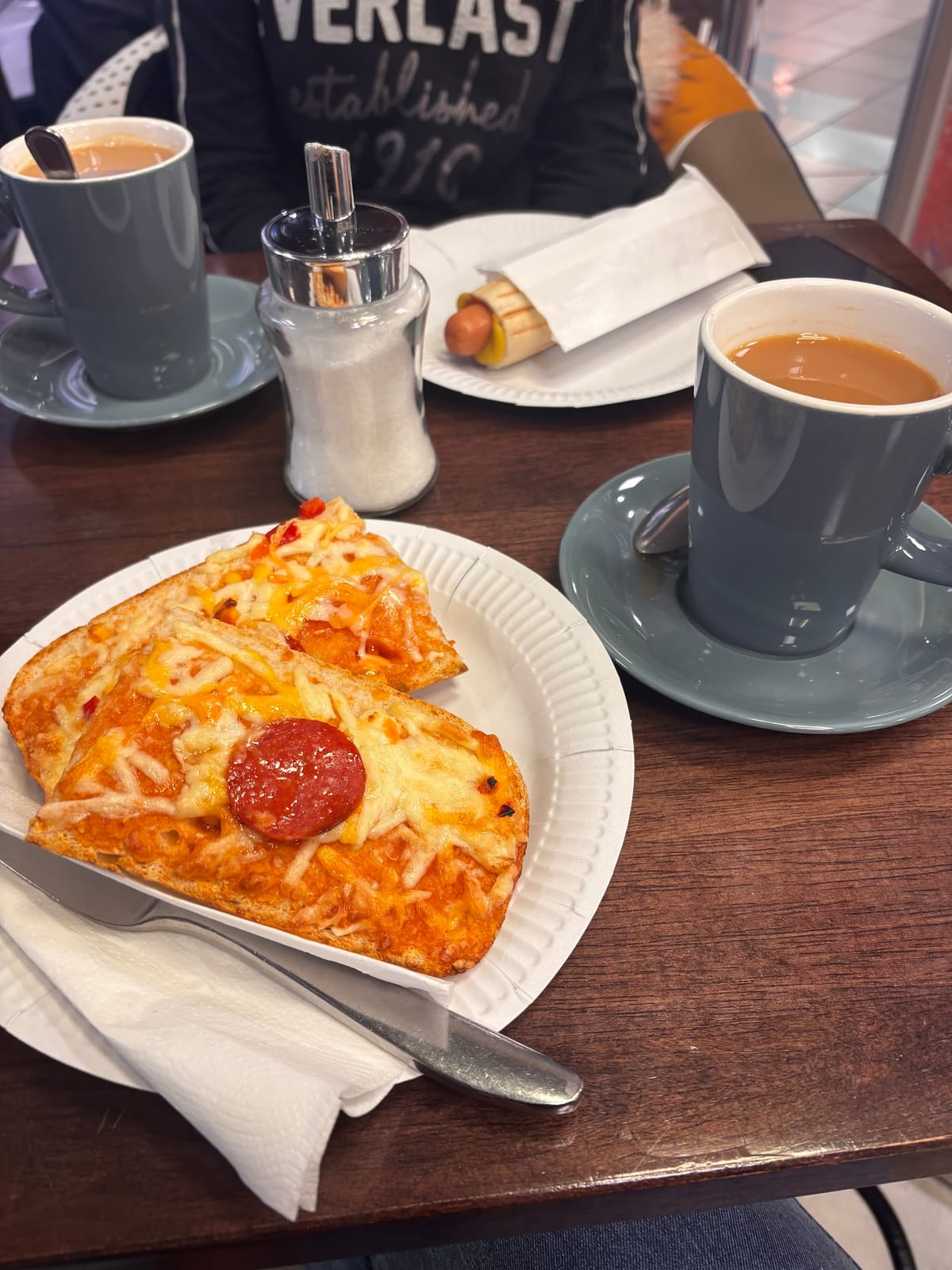 Cafe Express Stand