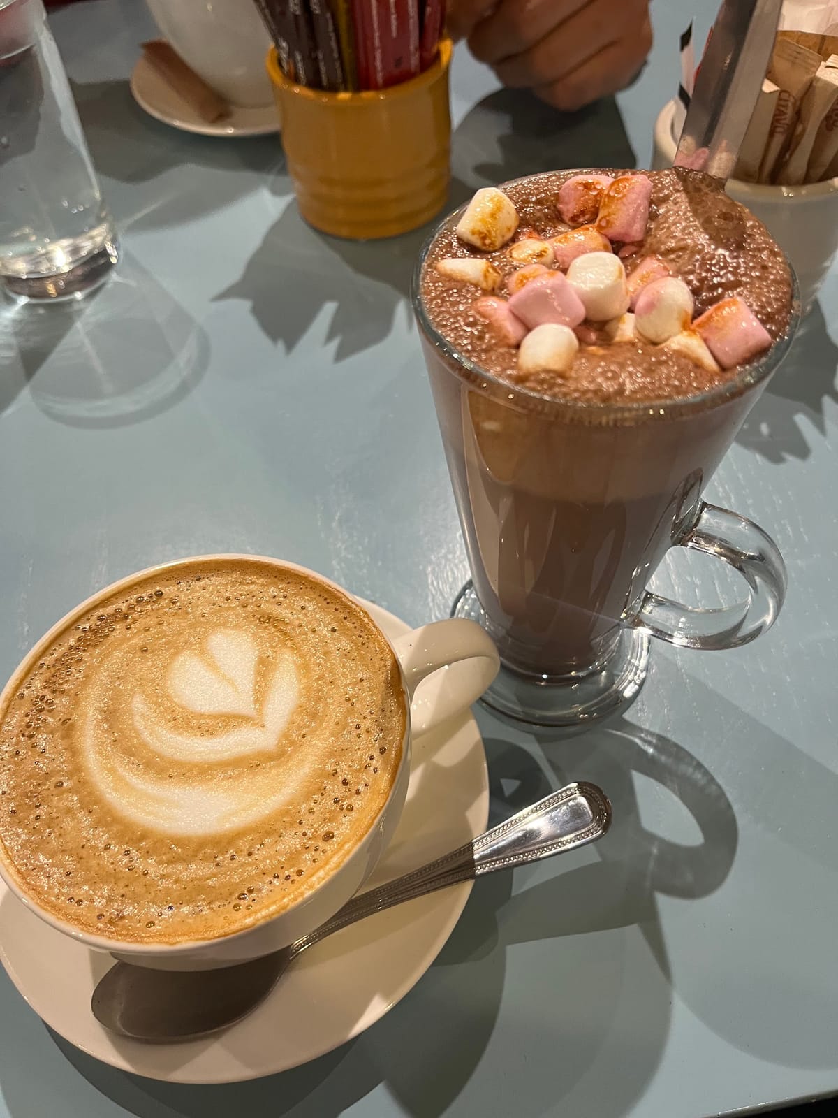 Gusso's Café