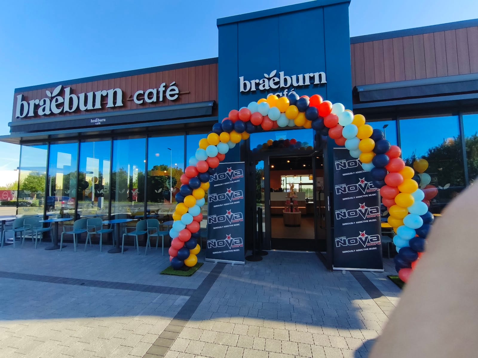 Braeburn Café & Drive Thru
