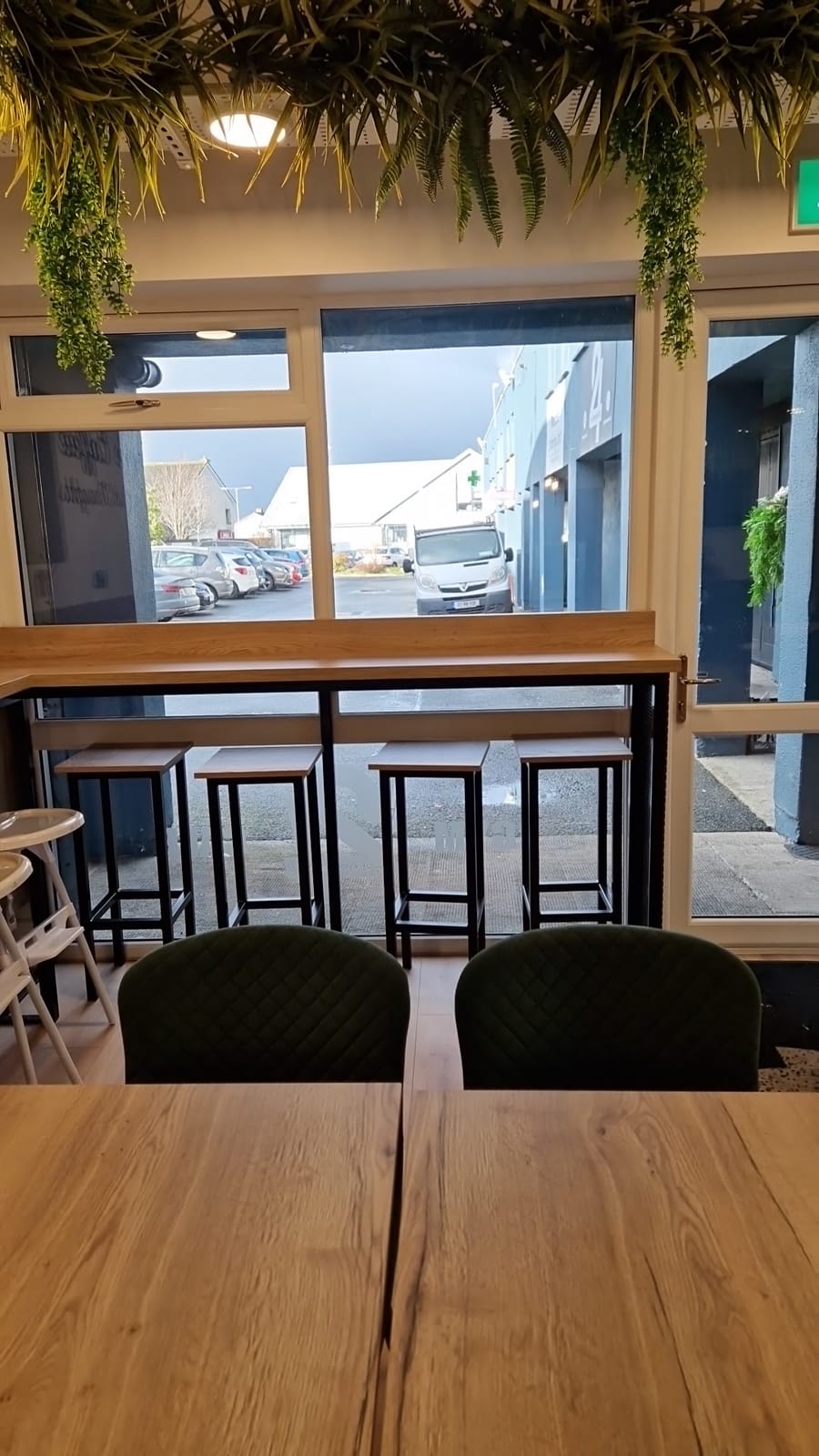 Cafe 24