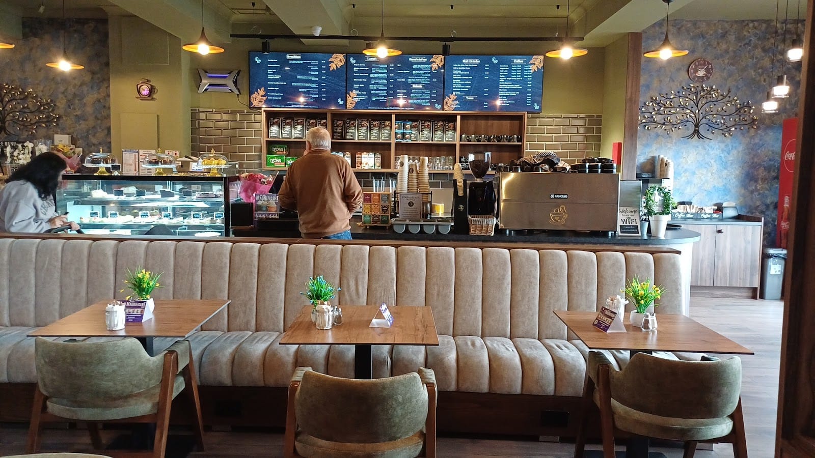 Daniel's Cafe