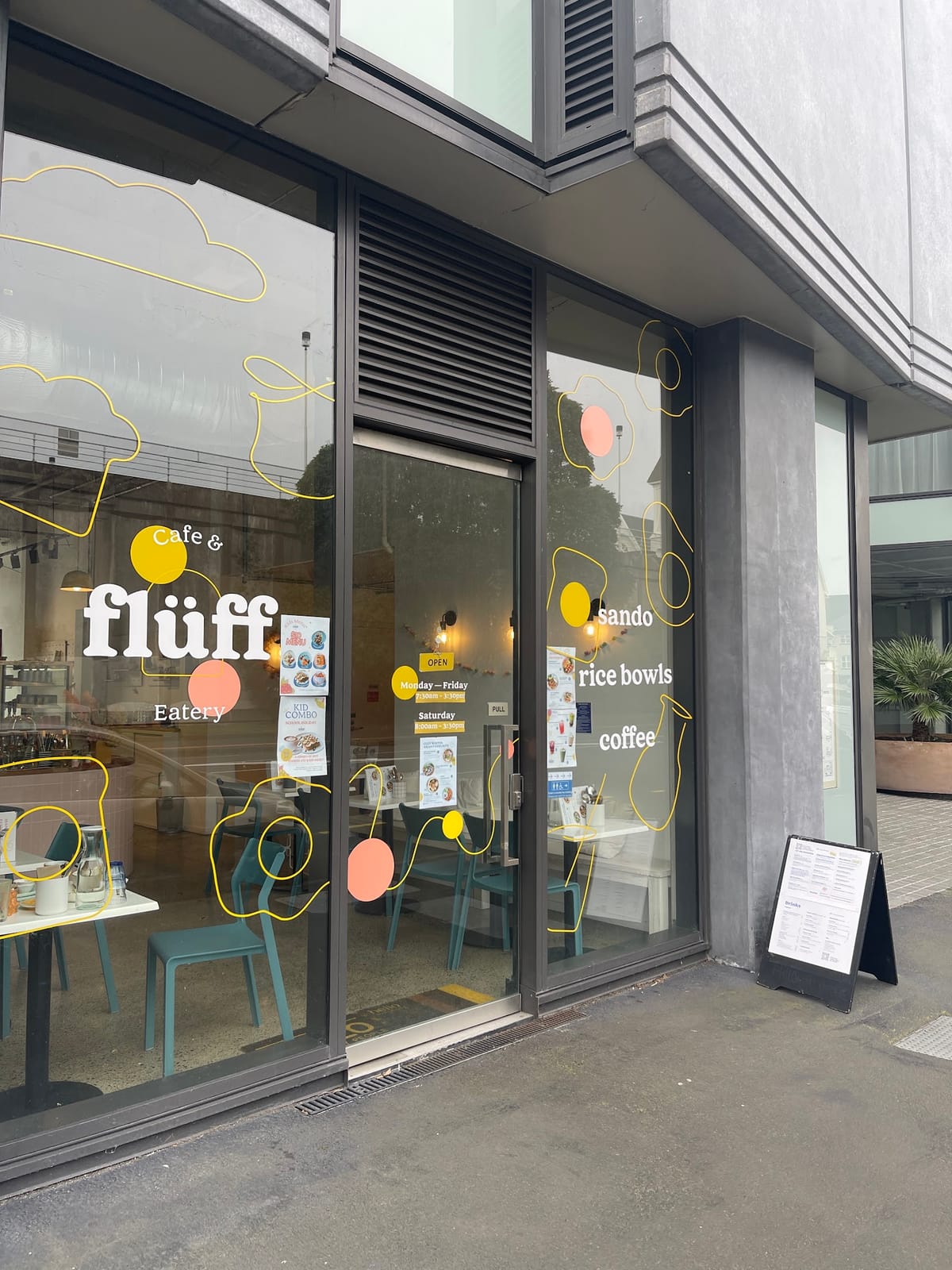 FLUFF Cafe & Eatery
