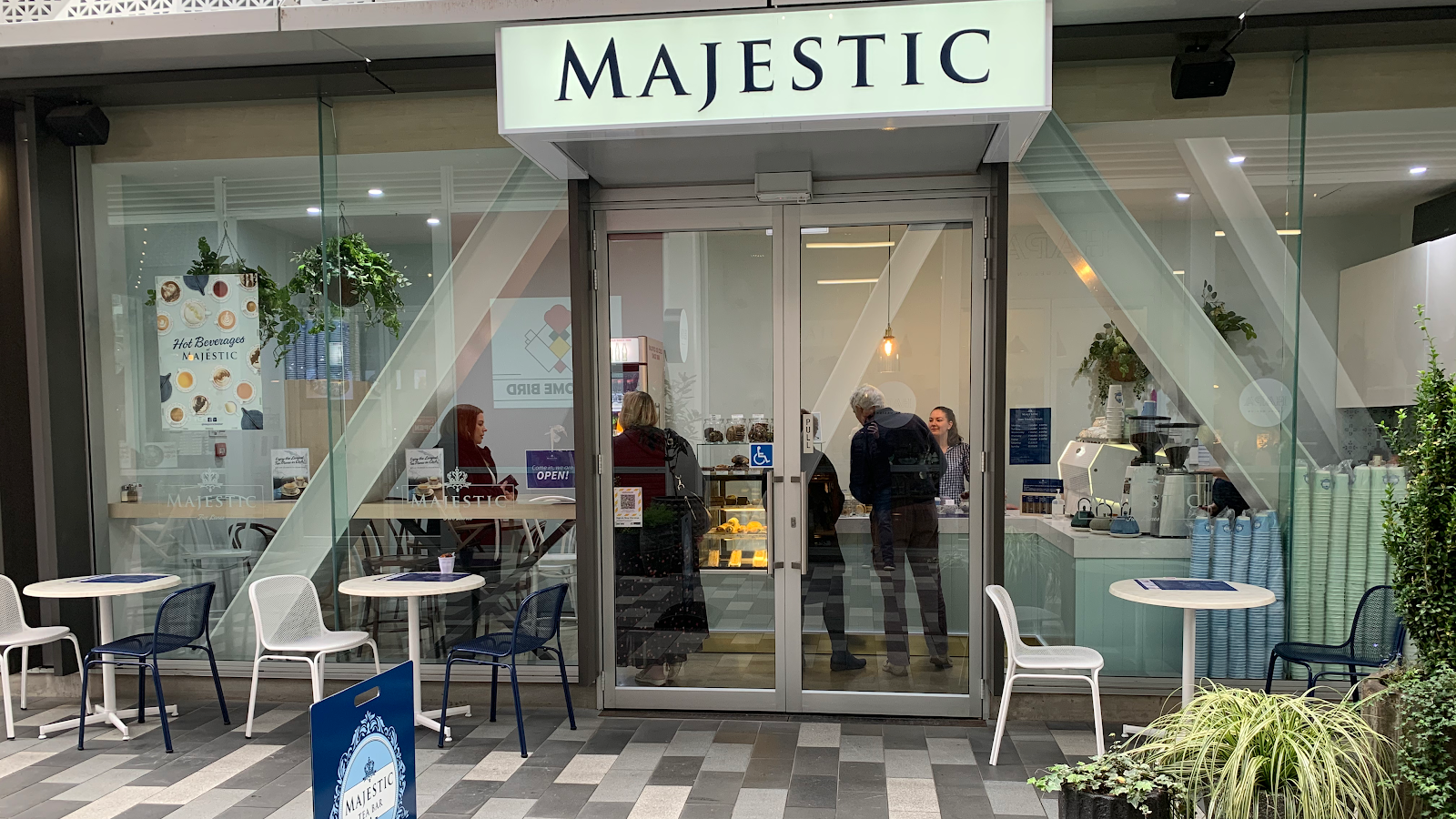 Majestic Cafe - Five Lanes