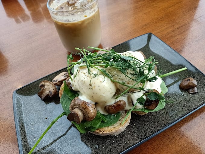 OAKEN CAFE photo 4