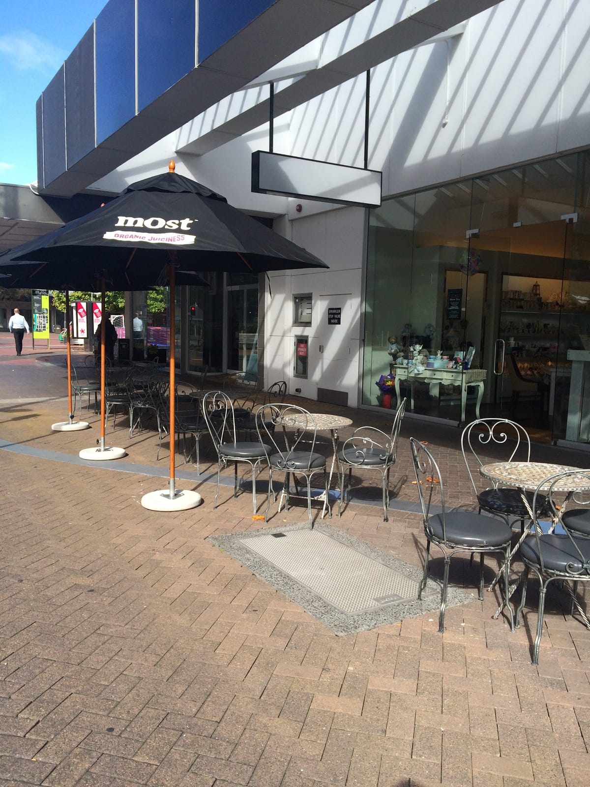 Urge Coffee & Tea Boutique