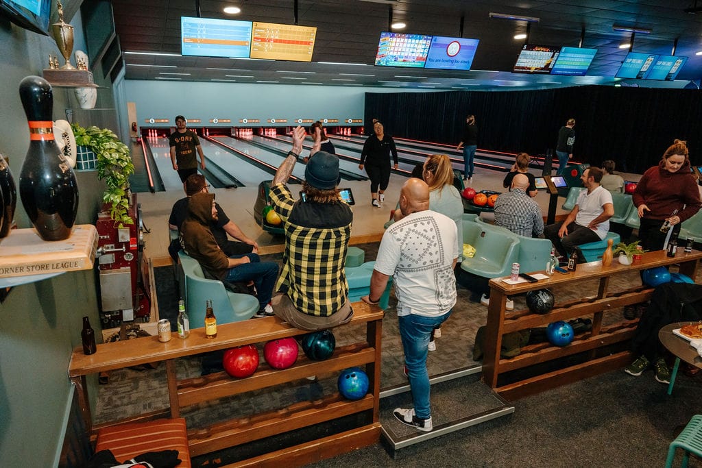 Retrobowl photo 6
