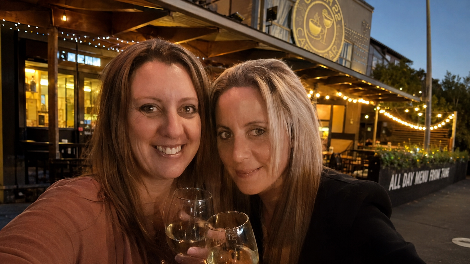 Catch 22 Cafe & Bar photo 3
