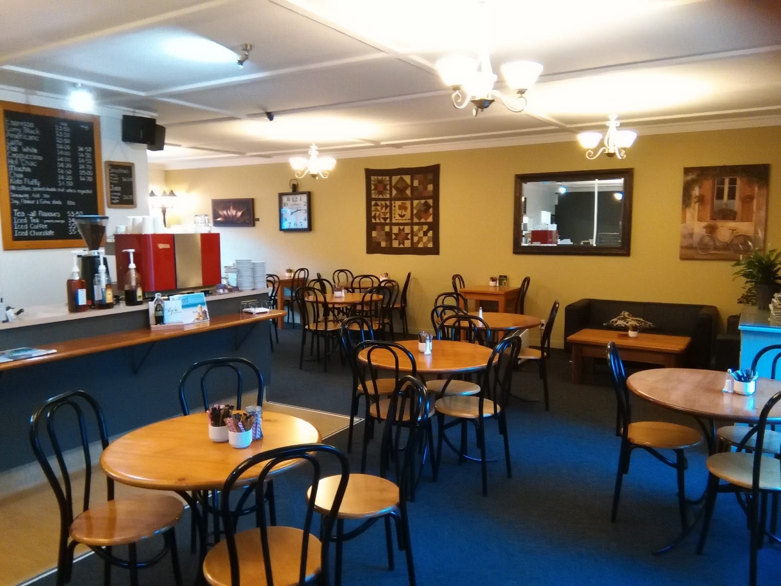 Courtyard Cafe