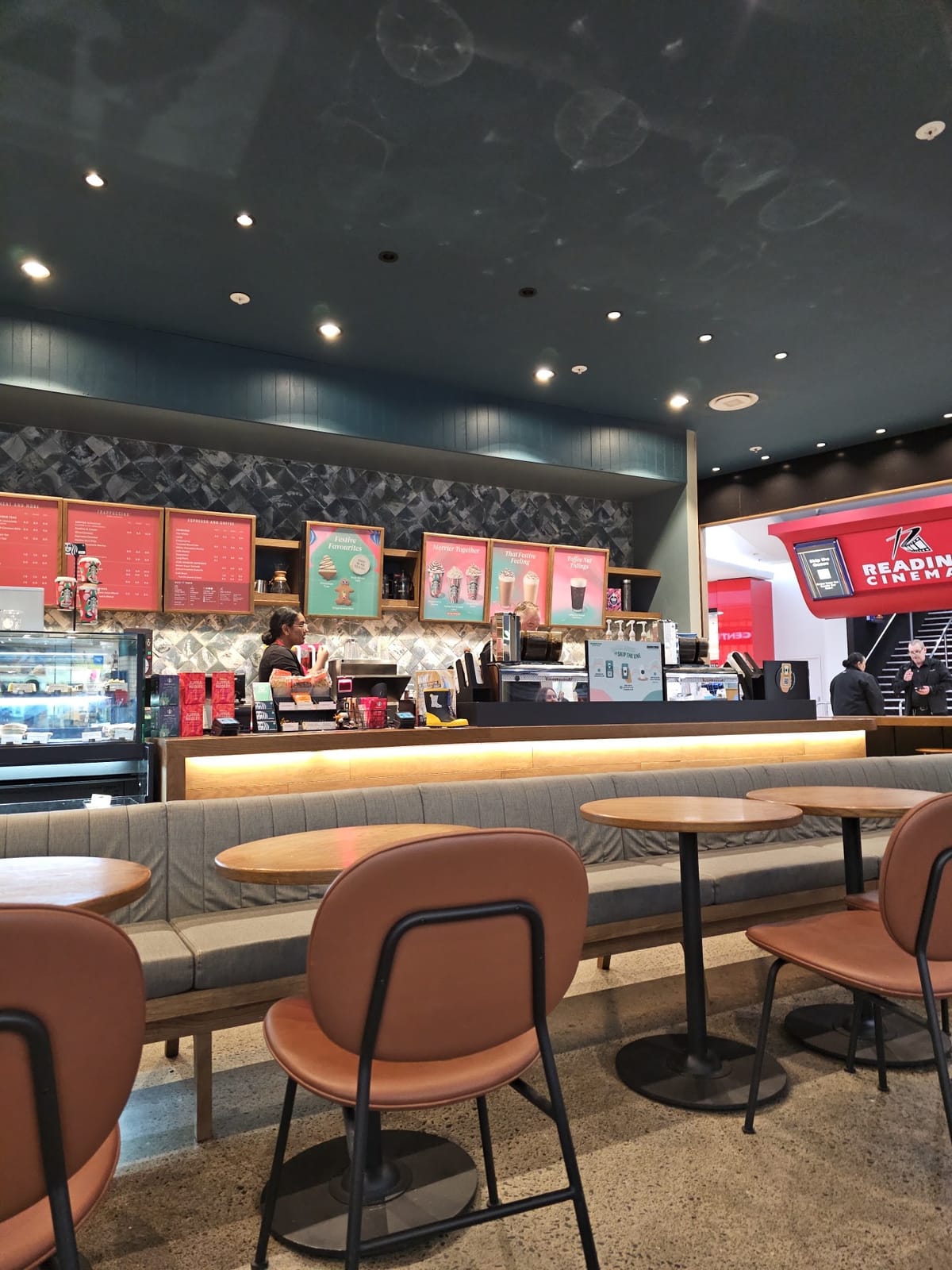 Starbucks Porirua