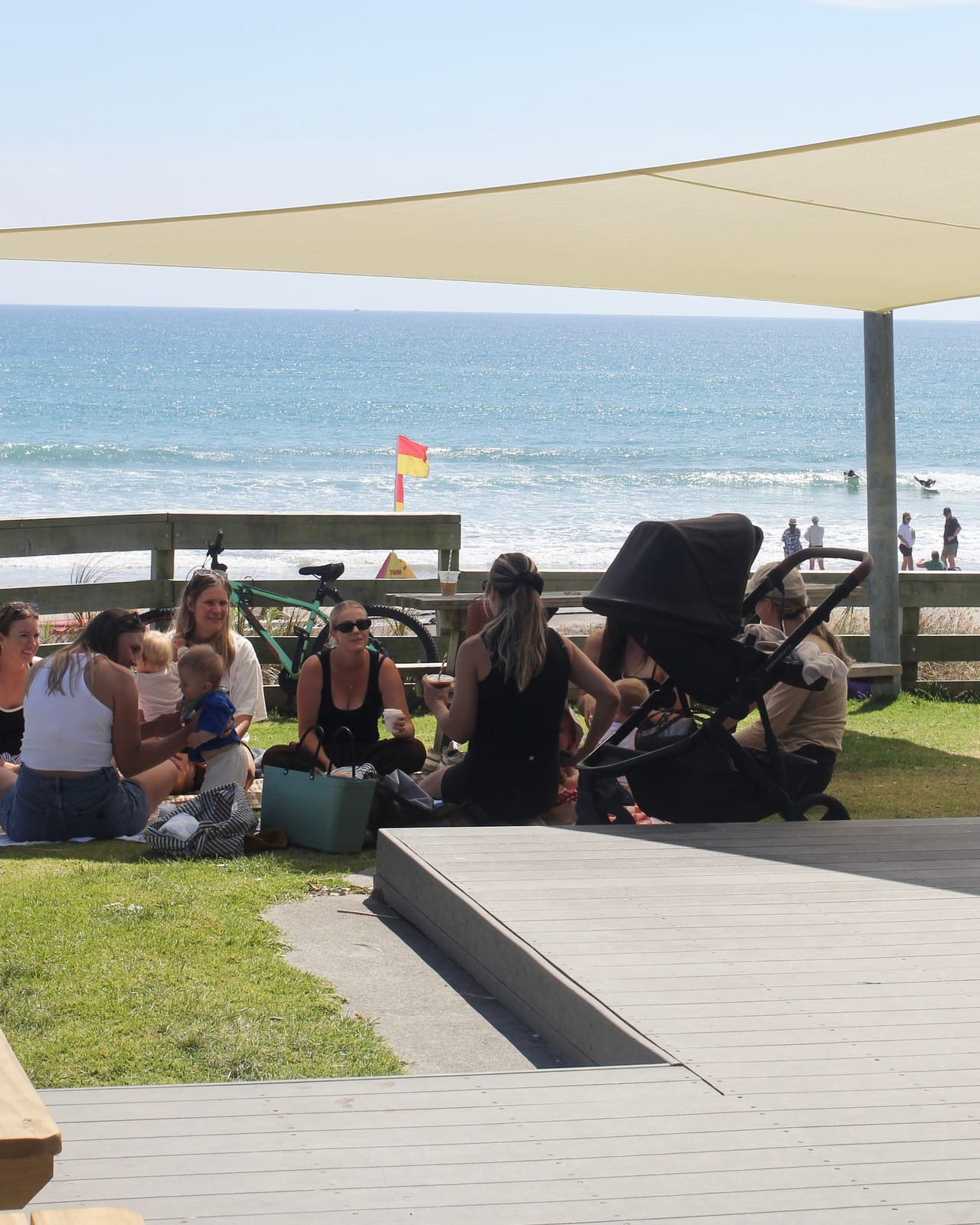 OMANU SURF SHACK