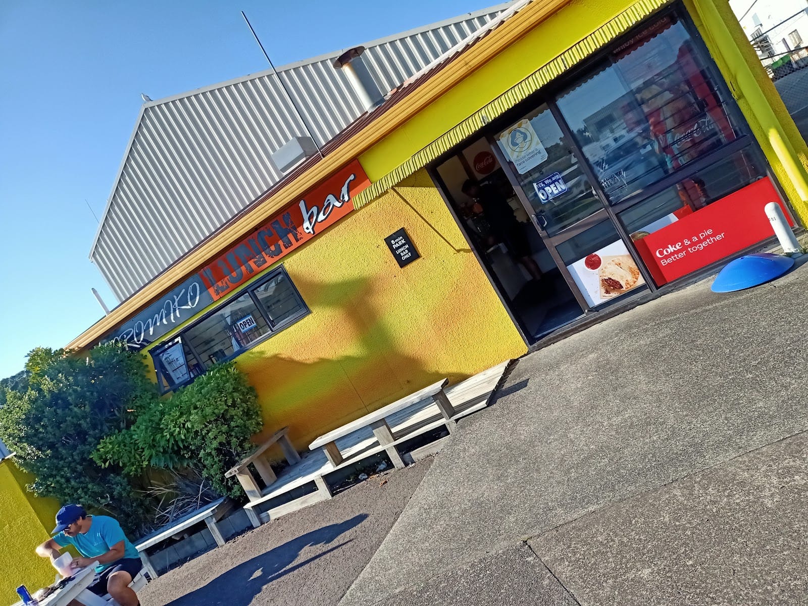 Koromiko Cafe and Lunch bar
