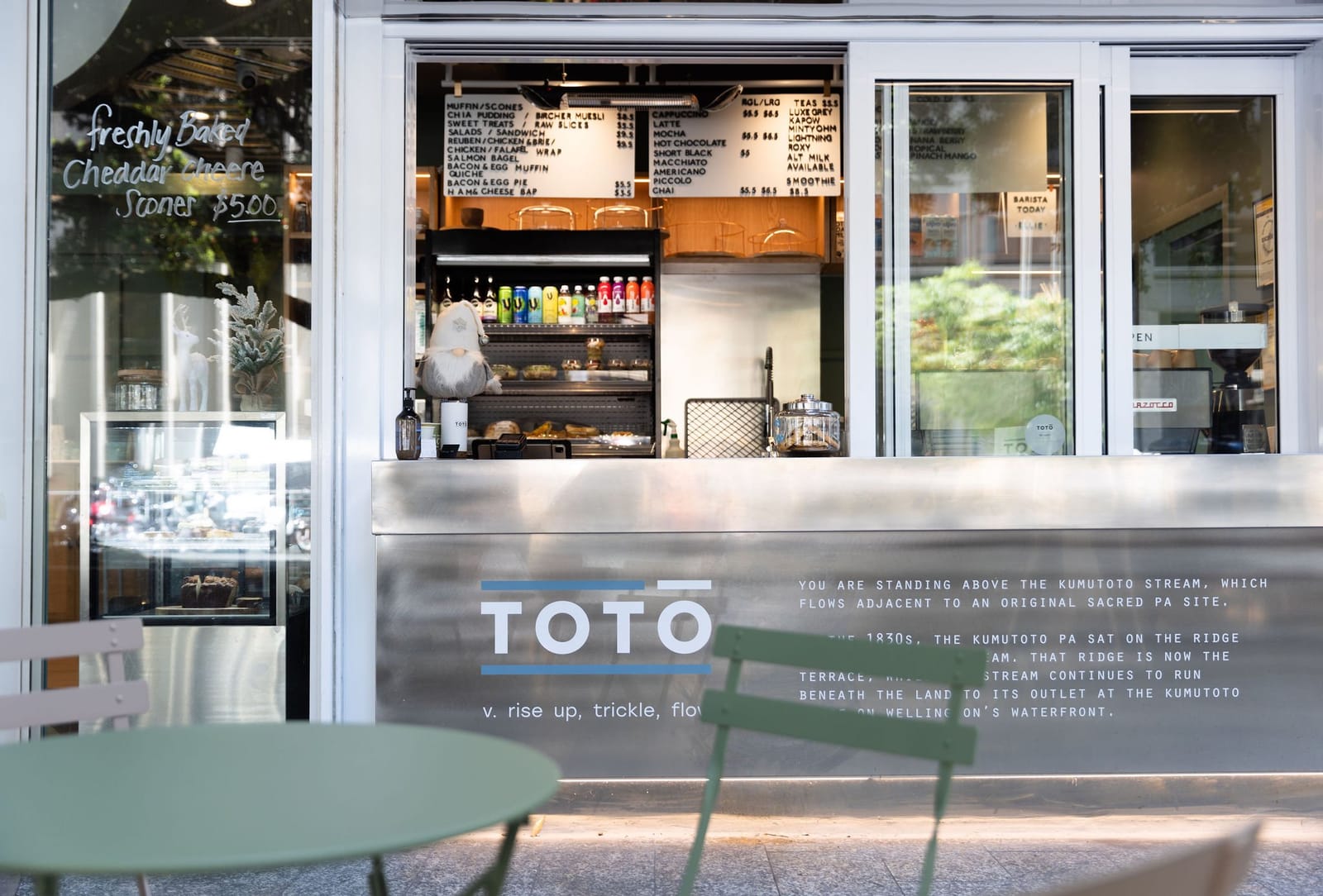 Toto Cafe photo 5