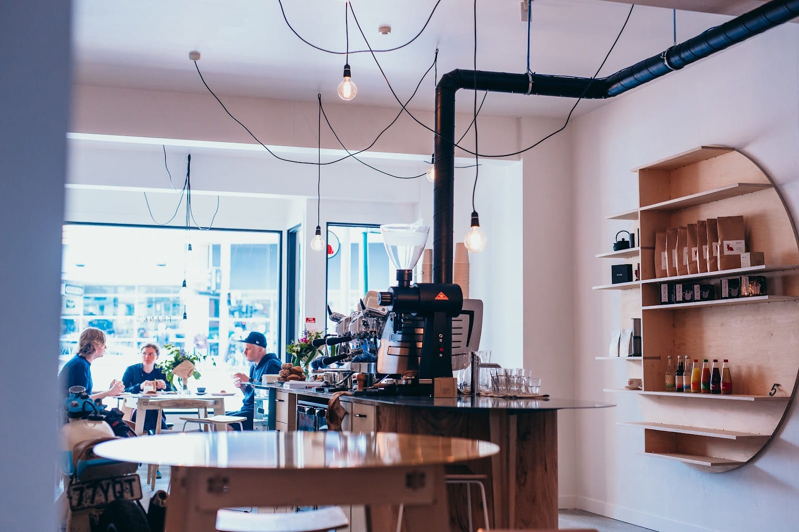 FRANK'S Newtown
