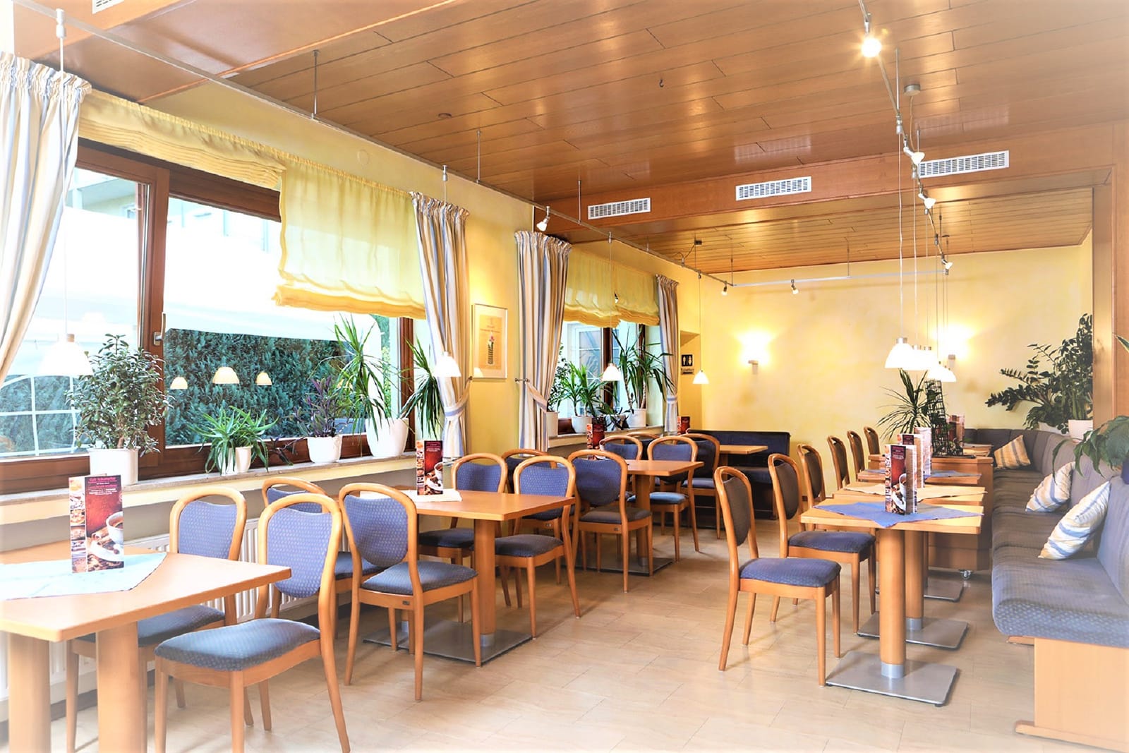 Torsten Schade Cafe Schumacher photo 4