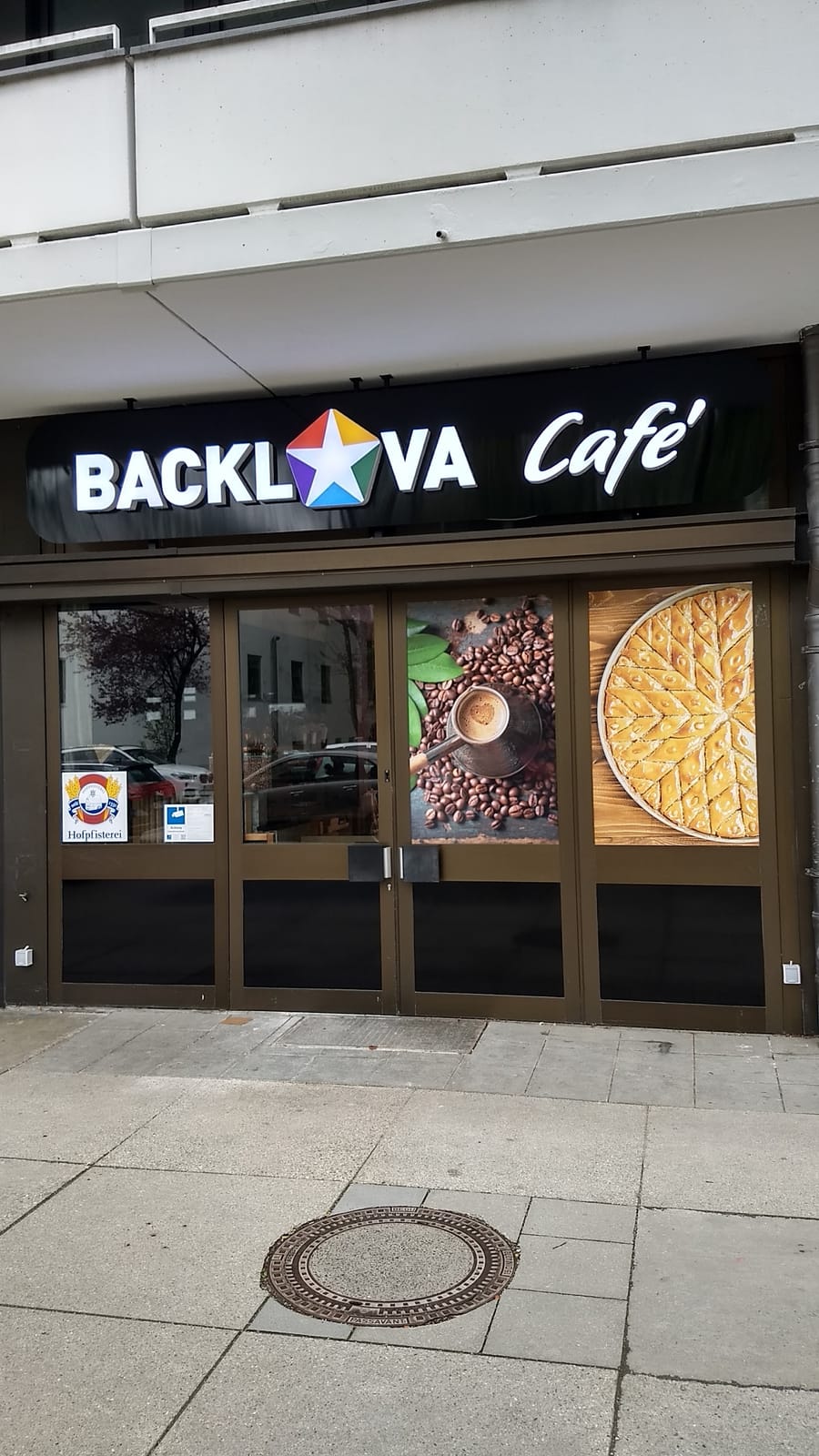 Backlava Cafe