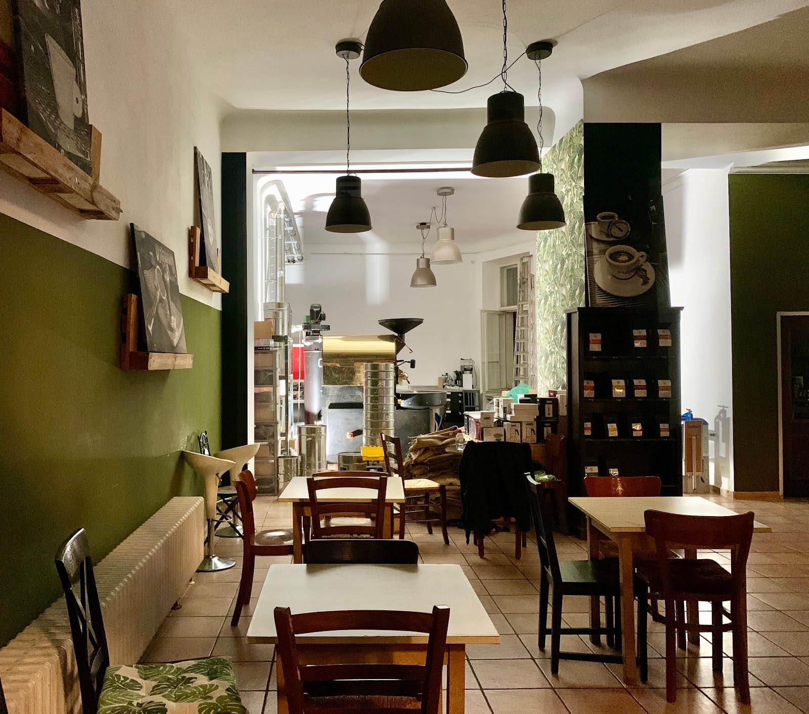 Café, Rösterei & Werkstatt - Espressomania