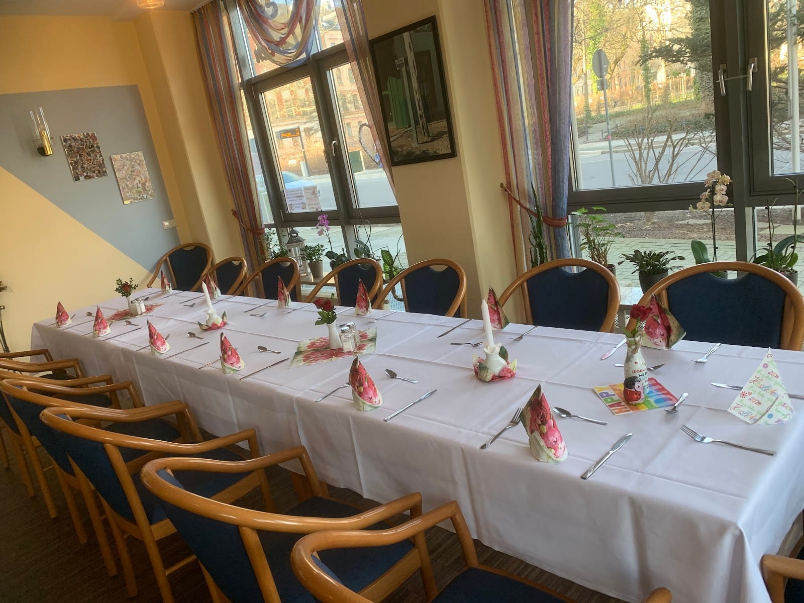 Cafe Am Schloßpark , befindet sich in der Senioren Residenz „ Pro Seniore“