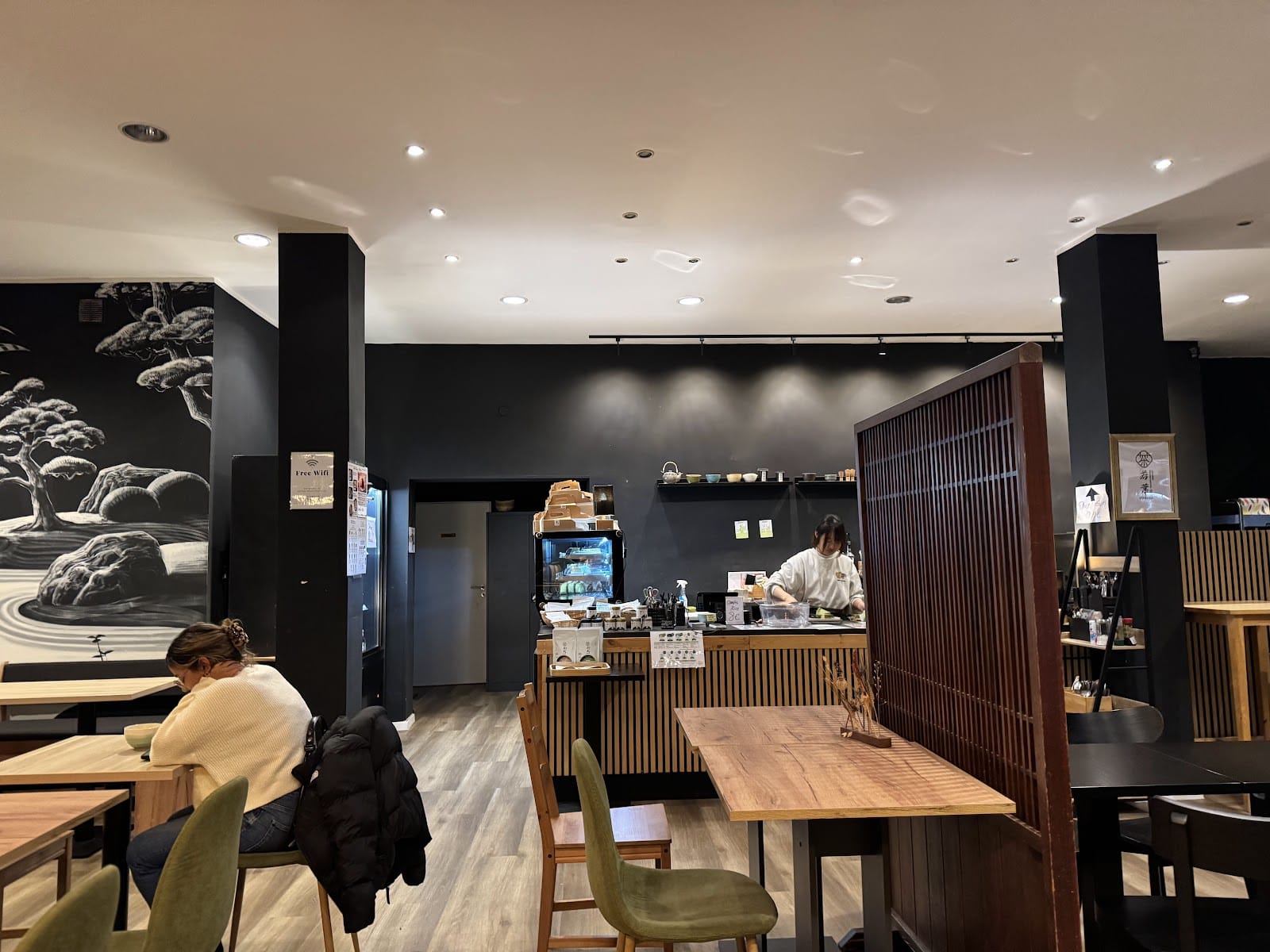 Wakaba Japan Shop And Cafe