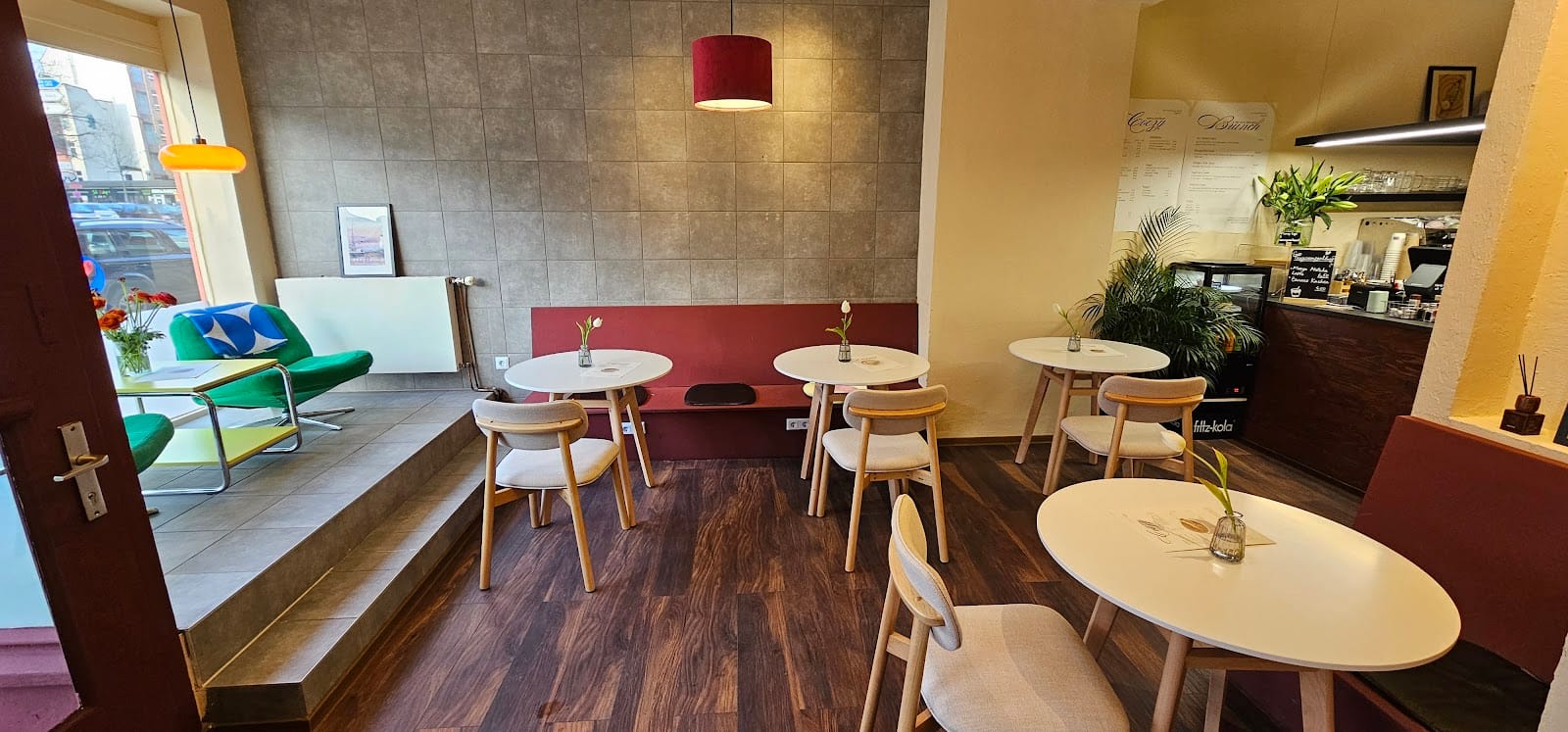 Coezy Cafe & Brunch
