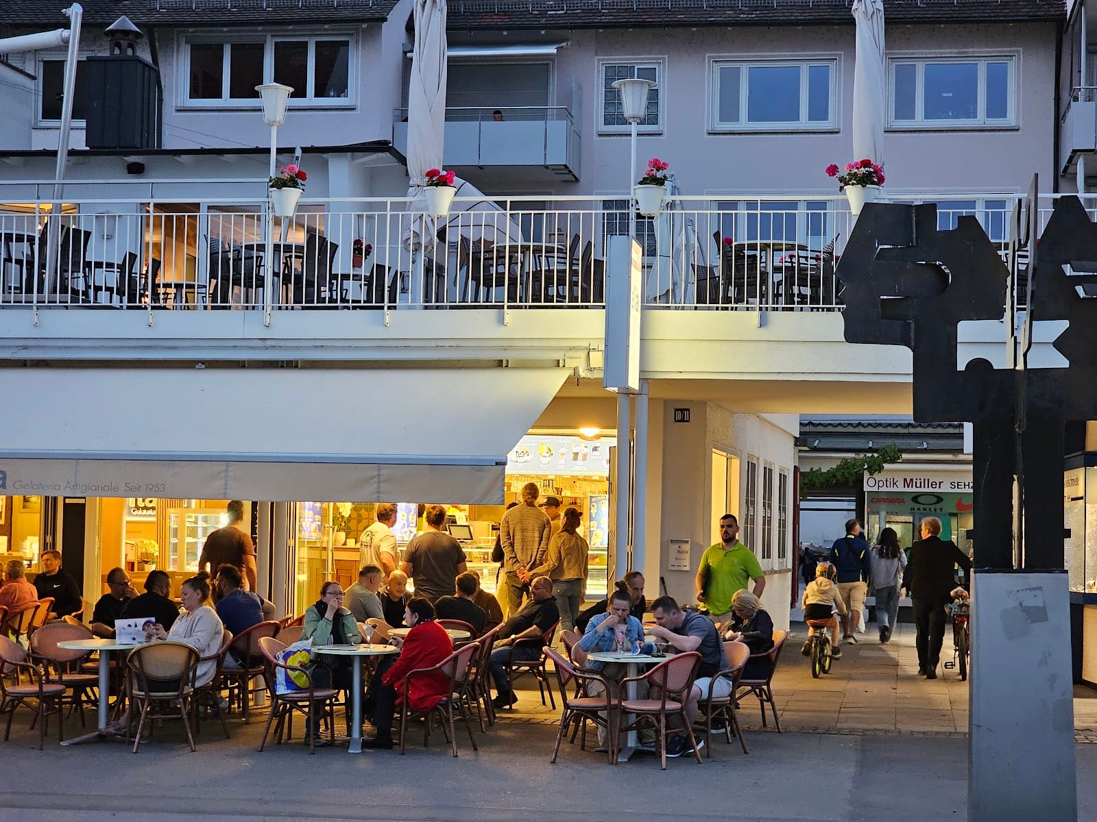 Eis Cafe Italia