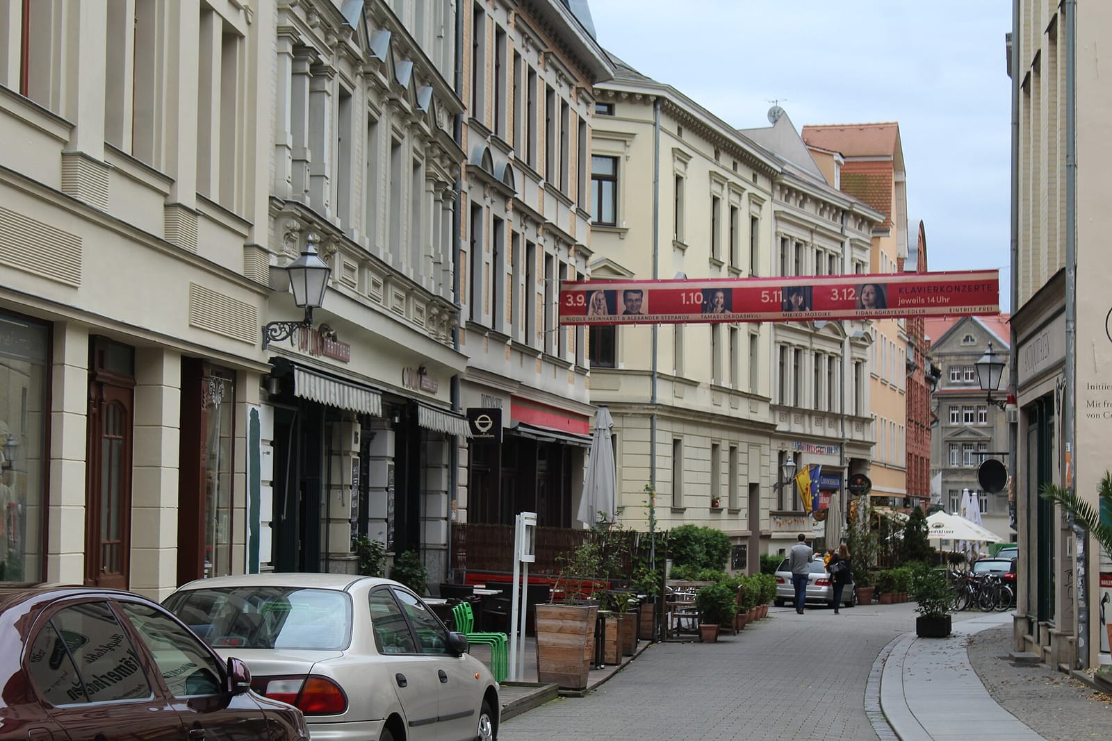 Nasch Madame vegane und glutenfreie Konditorei mit Straßenverkauf und Cafe photo 3