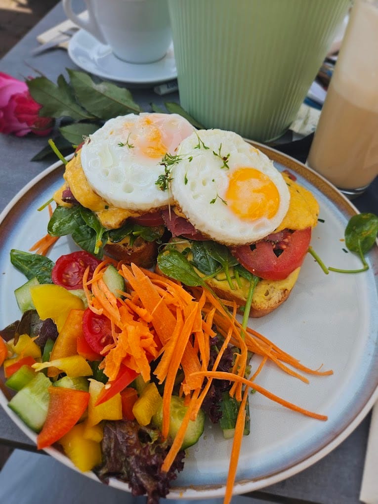 Sueno Coffee & Brunch photo 6