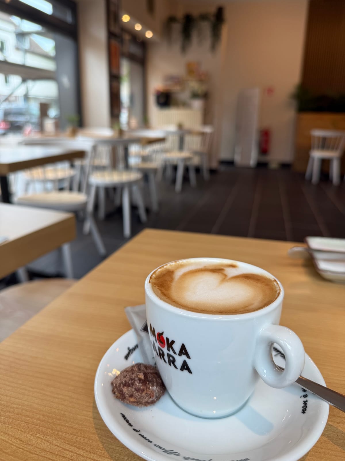 Lavendel Cafe & Croissanterie