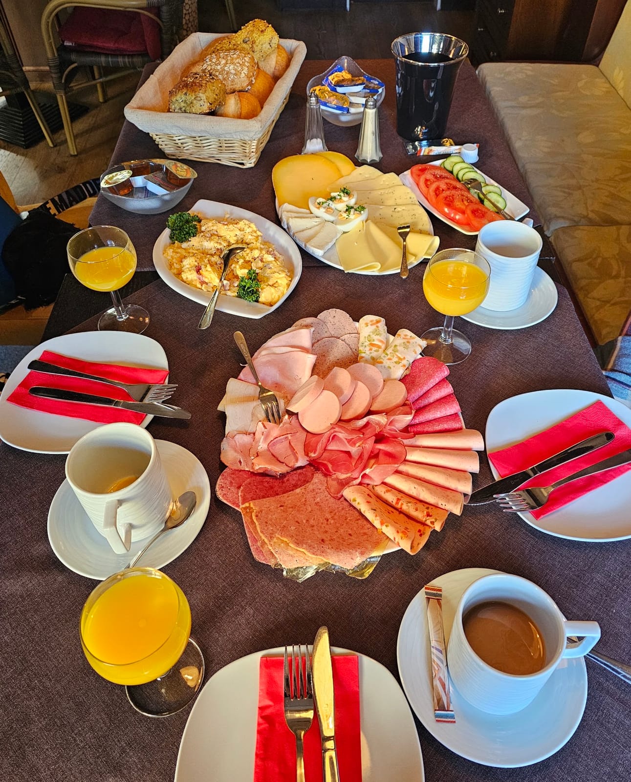 Le Petit Cafe´