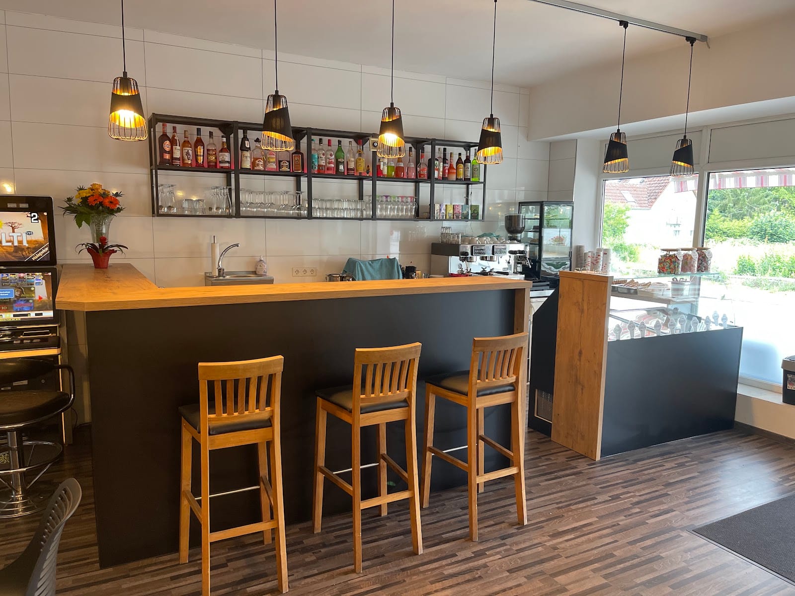 U3 Bistro & Cafe