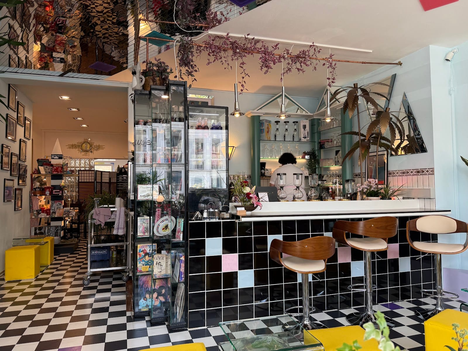 Kitchen & Coffee House – Katzenauge