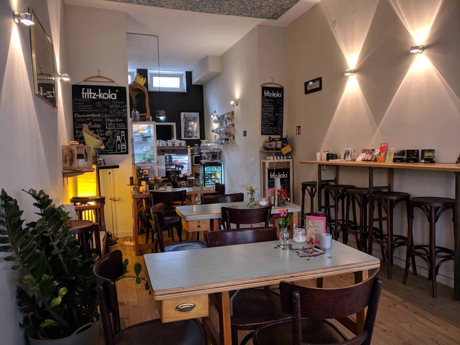 Cafe DiMi