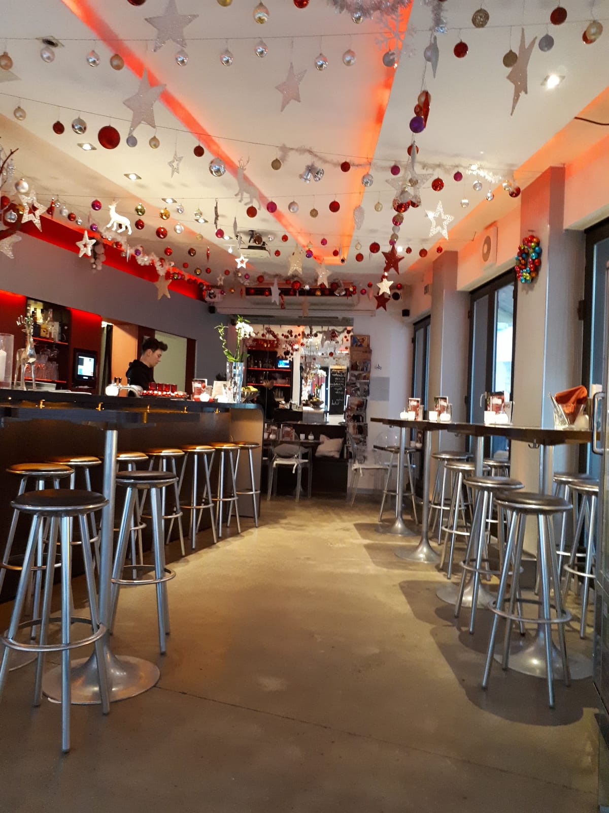 era cafe & bar