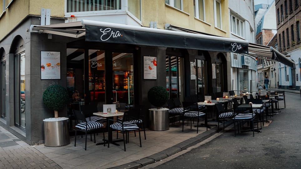 era cafe & bar photo 2