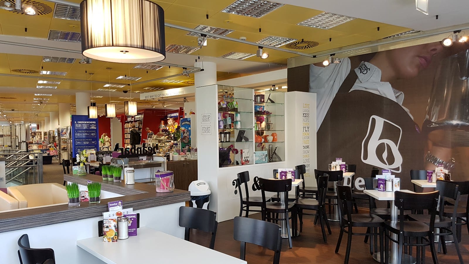 Cafe im Hugendubel