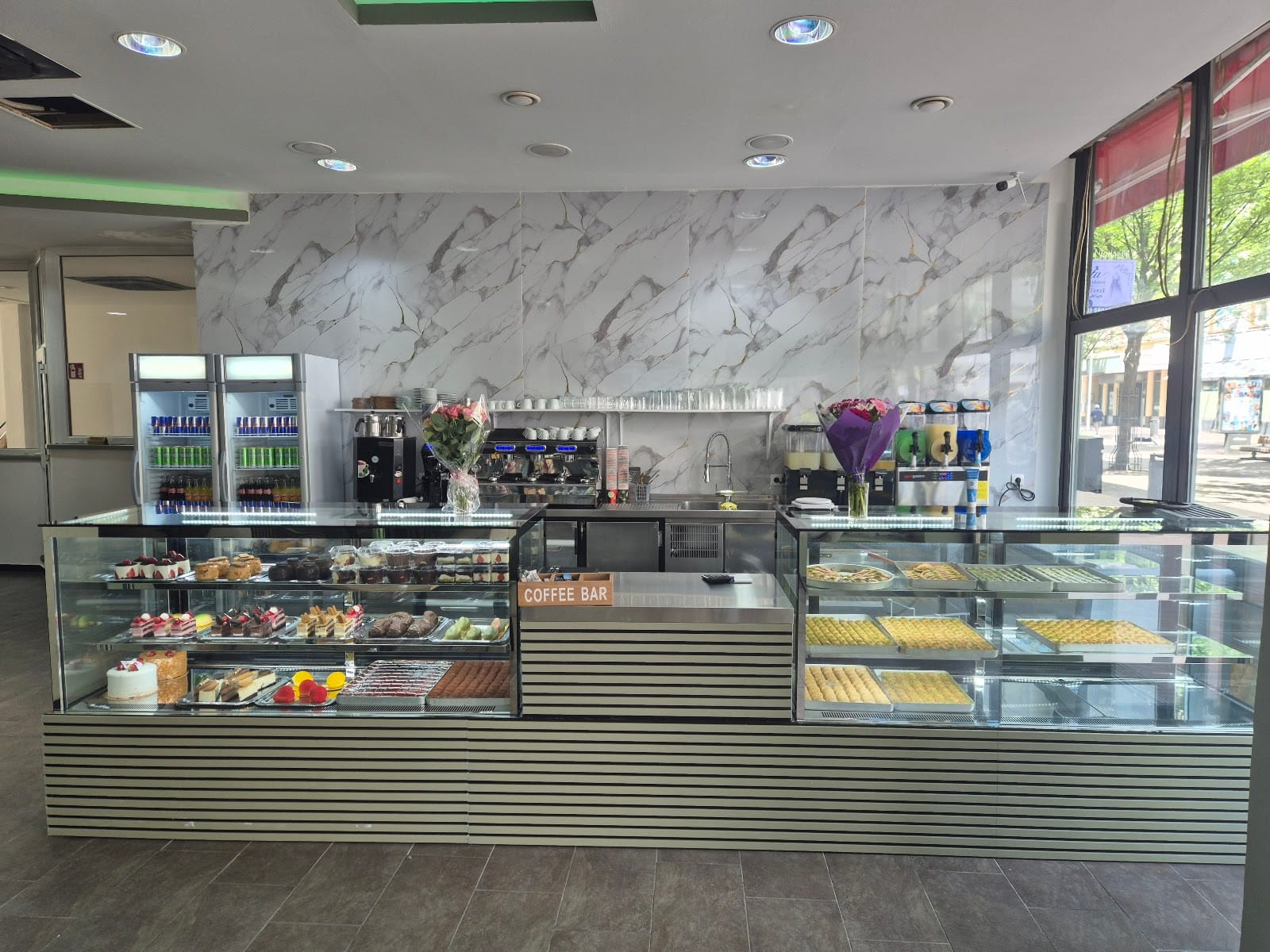 Loqm cafe