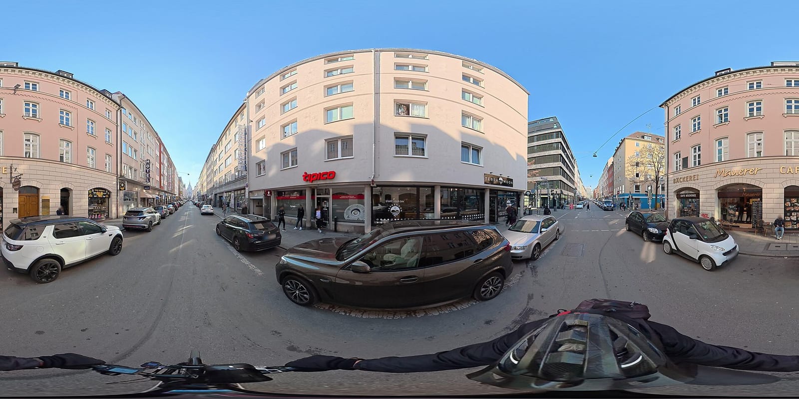 Cafe & Bäckerei Mauerer - Schillerstraße photo 5