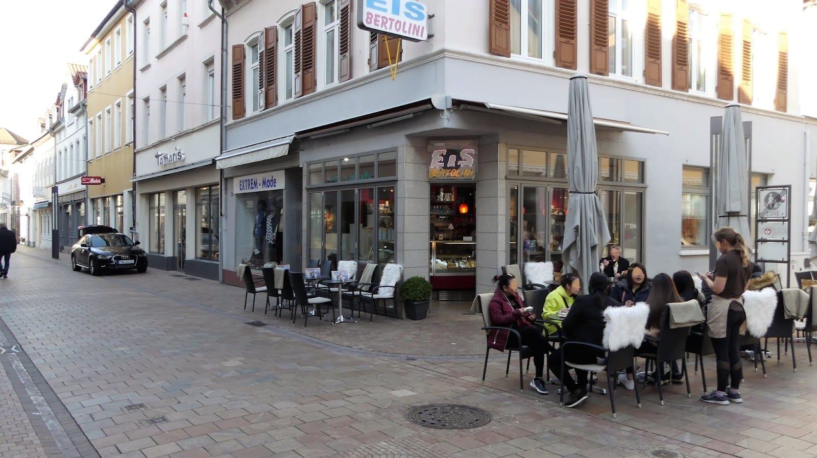 Mauro Bertolini Eis-Cafe