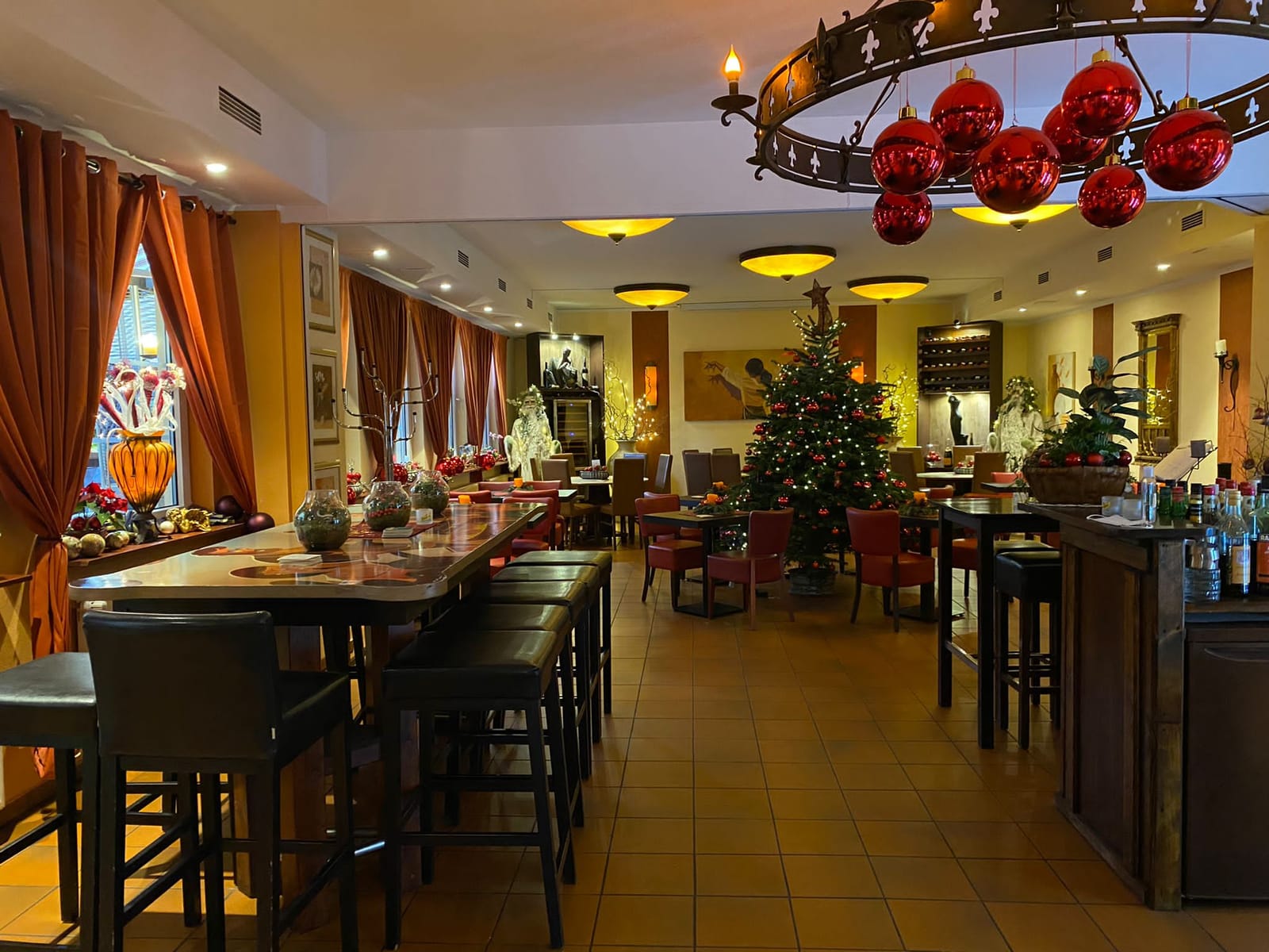 Kult Cafe Restaurant-Bistro photo 2