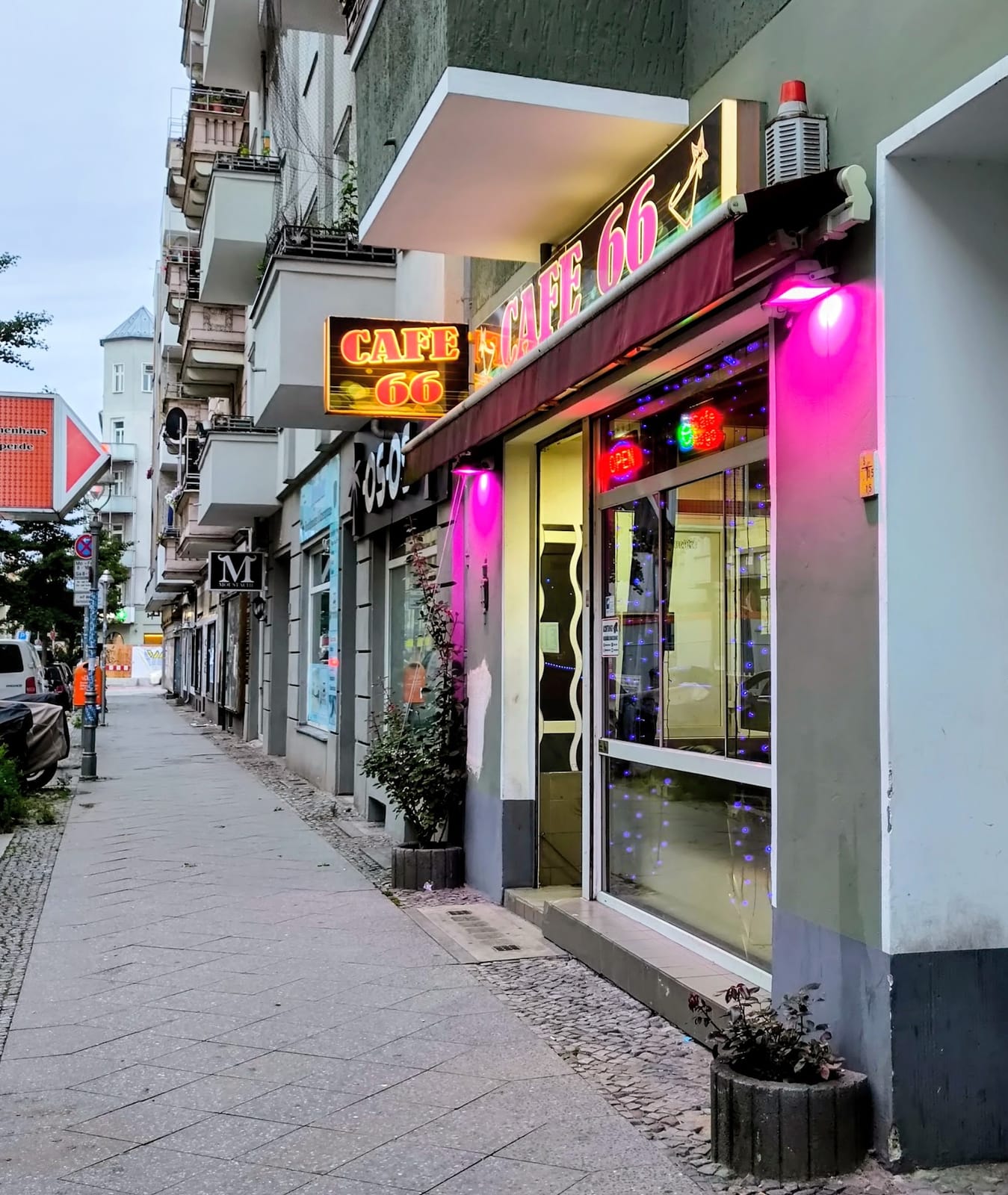 Cafe 66