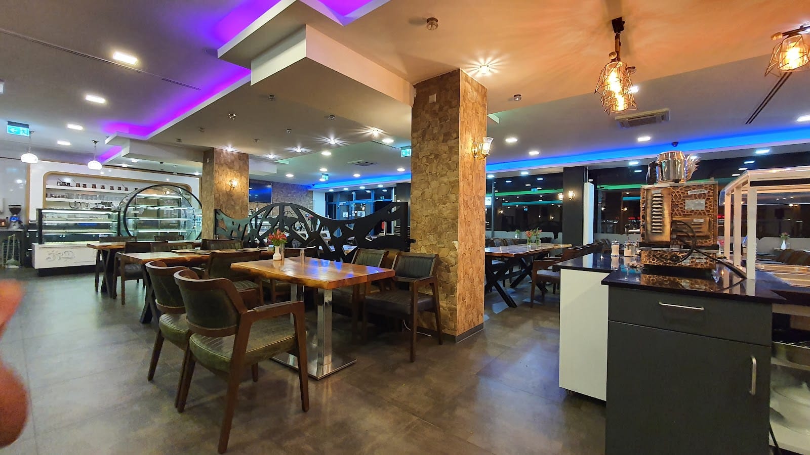 Köz Restaurant & Cafe