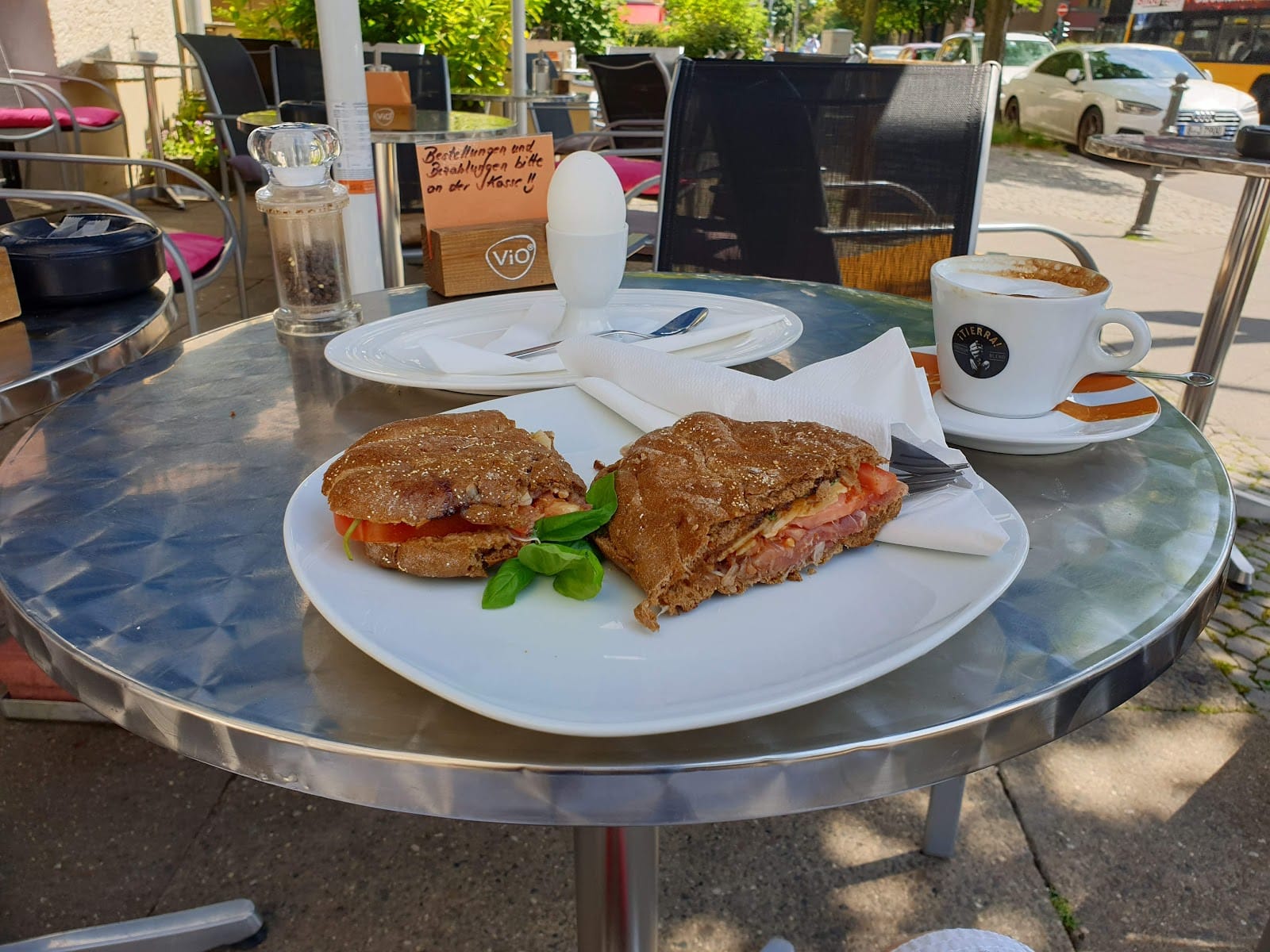 J'espresso Café & Lounge