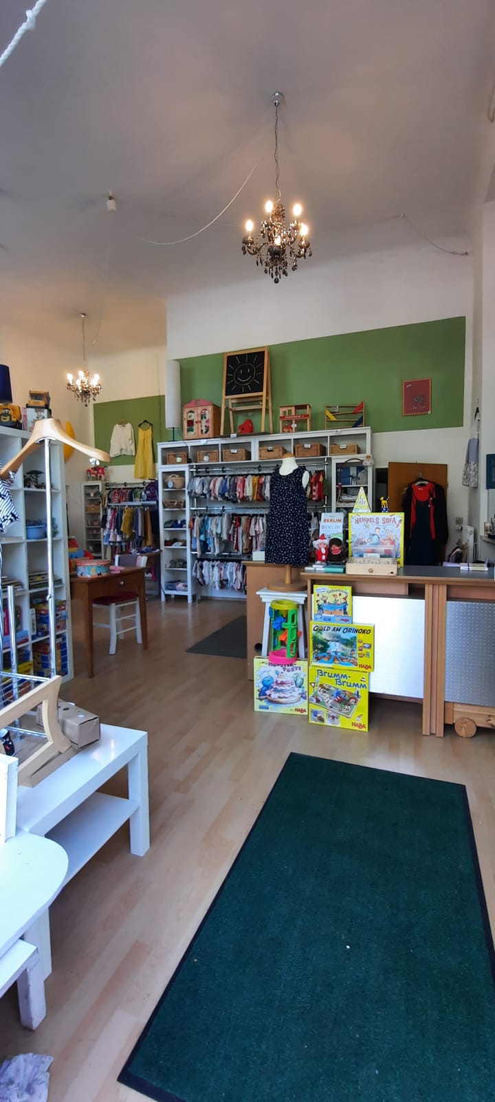Purzelbaum Second Hand Und Cafe
