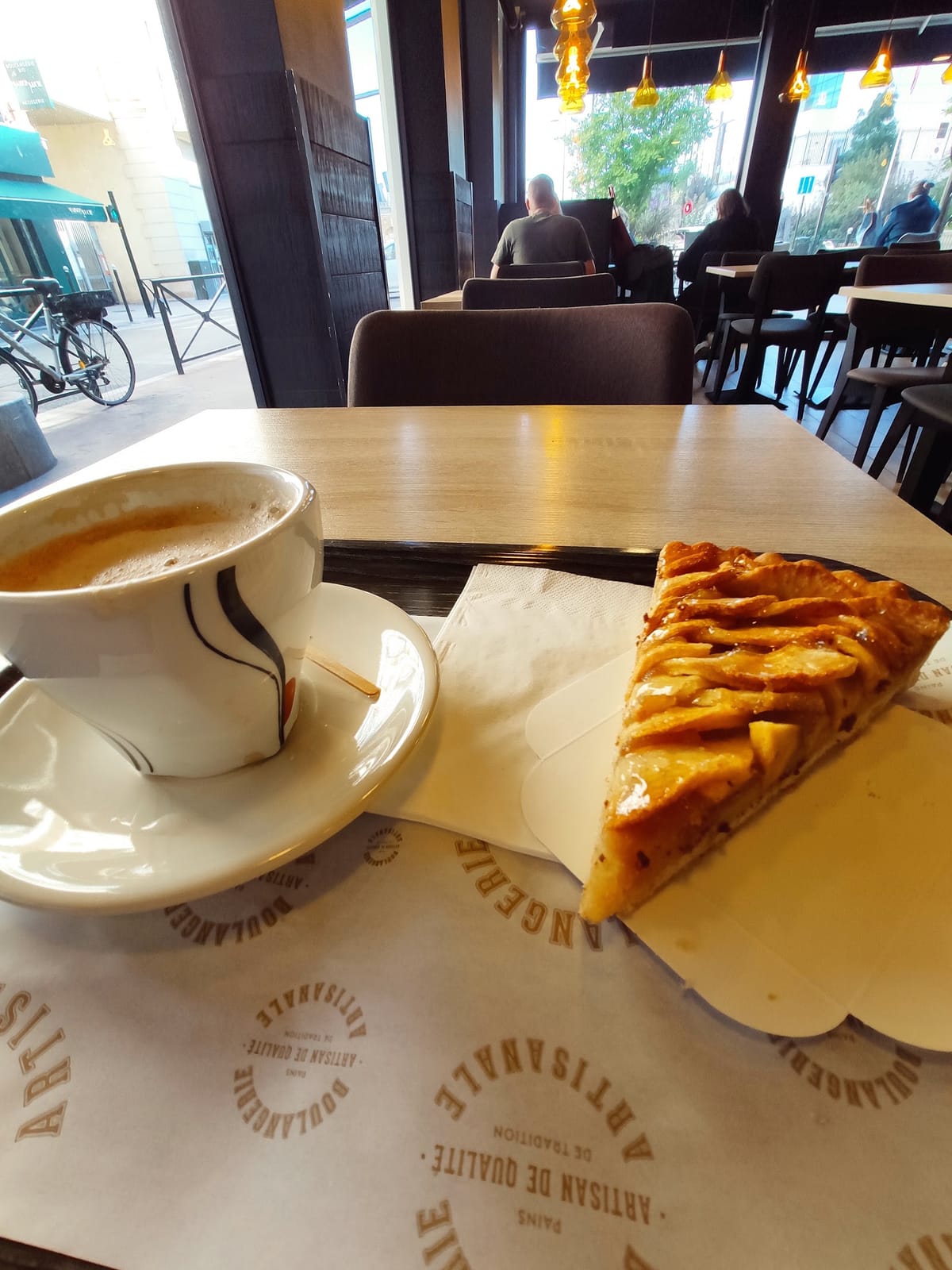Bakery cafe