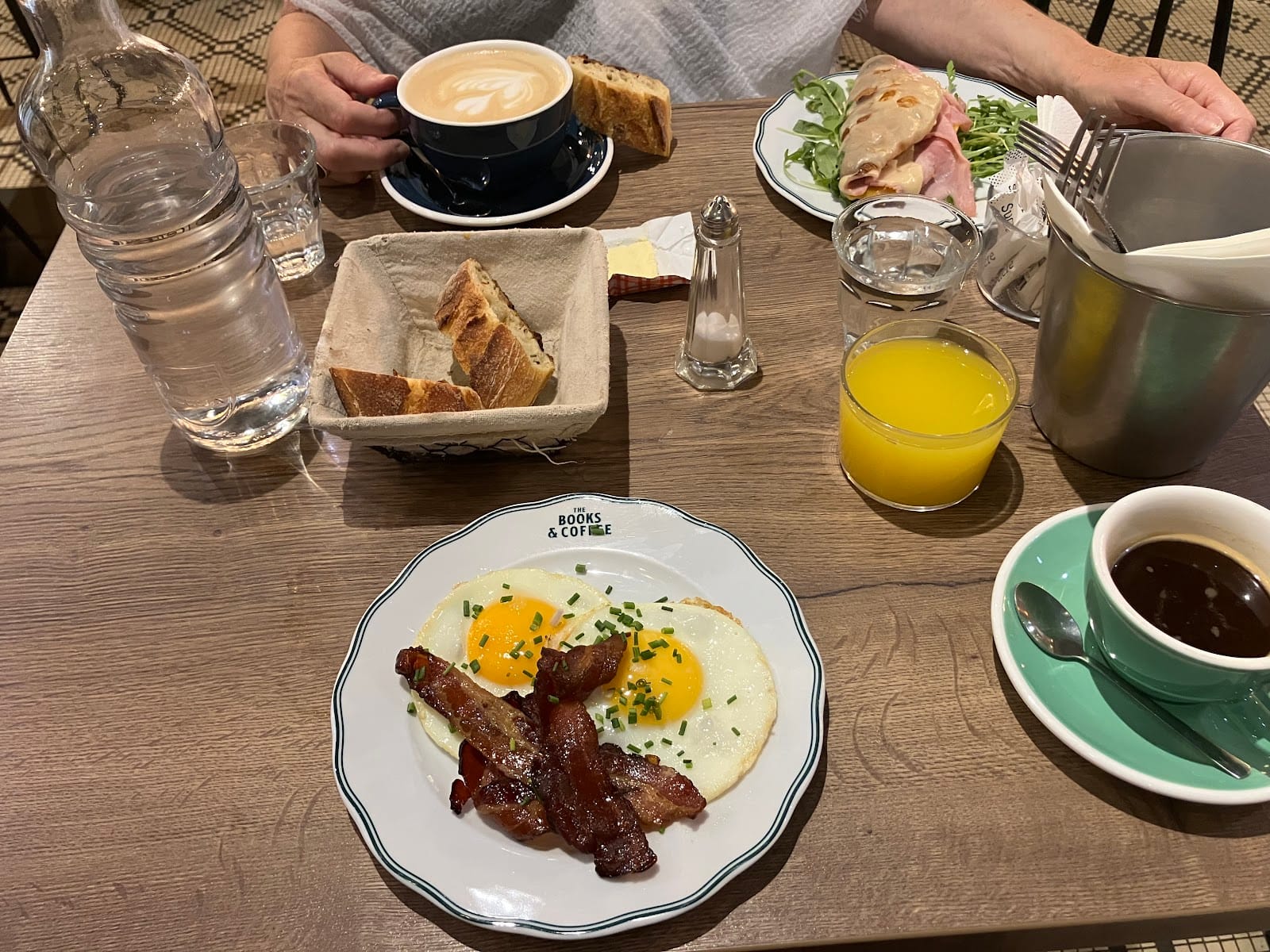 La Brulerie du Books and Coffee